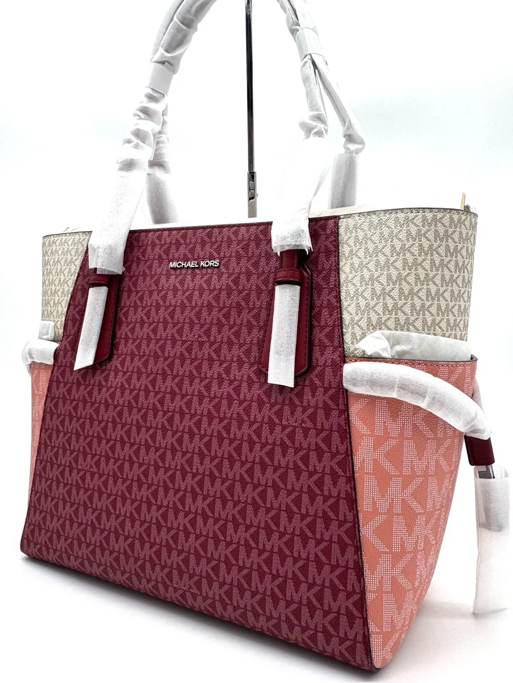 Michael Kors Voyager Large Color-Block Signature Logo Tote Bag - Maroon